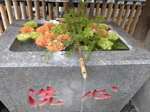 高円寺氷川神社の手水舎