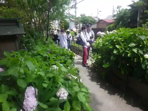 御霊神社の周辺