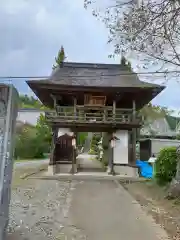 観音寺の山門