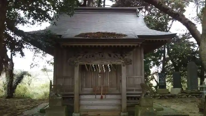 起松神社の本殿・本堂