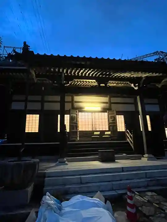 法光寺の本殿・本堂