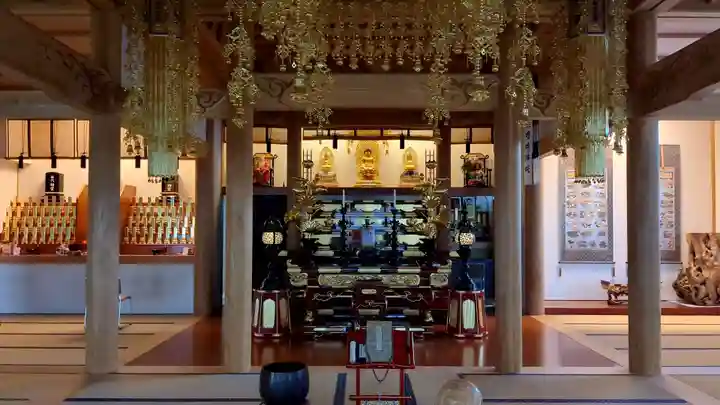 龍澤寺の本殿・本堂