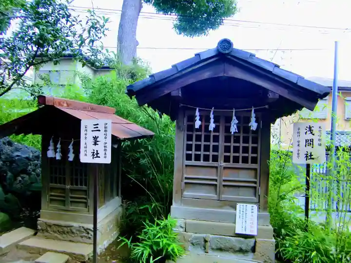 鳩ヶ谷氷川神社の末社・摂社
