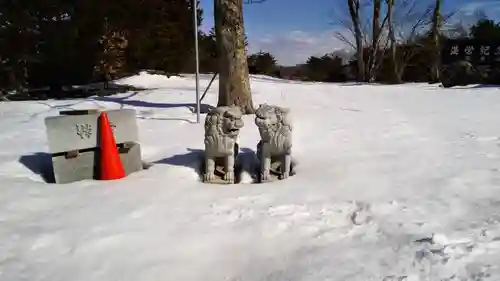 早来神社の狛犬