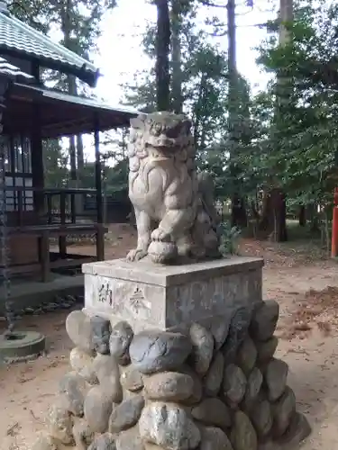 菅谷神社の狛犬