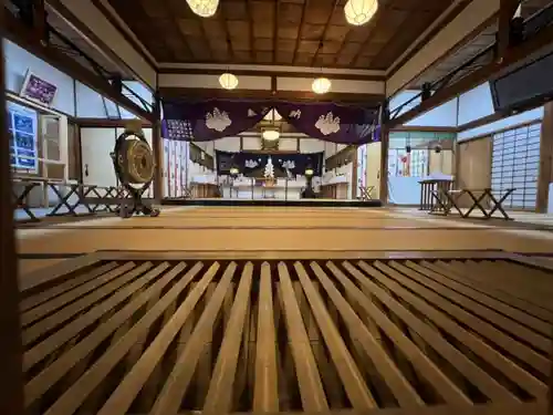 松原八幡神社の本殿・本堂