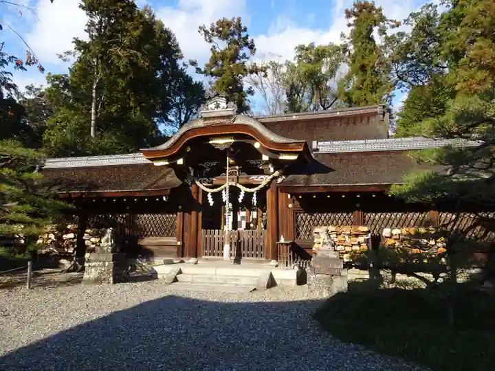 梅宮大社の本殿・本堂