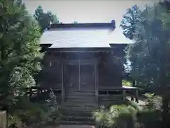 鷺宮神社の本殿