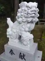 八幡神社の狛犬