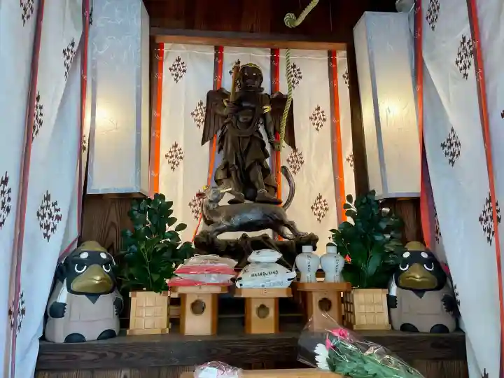 秋葉神社(川越熊野神社境内)の{uncategorized: "未分類", other: "その他", undefined: "問題あり", building: "その他建物", grave: "お墓", sacred_gate: "鳥居", guardian: "狛犬", statue: "像", buddha: "仏像", history: "歴史", nature: "自然", garden: "庭園", animal: "動物", pagoda: "塔", temizu: "手水舎", mountain_gate: "山門・神門", sanctuary: "本殿・本堂", subordinate: "末社・摂社", art: "芸術", scenery: "景色", jizo: "地蔵", ema: "絵馬", goshuin: "御朱印", omikuji: "おみくじ", items: "授与品その他", amulet: "お守り", goshuincho: "御朱印帳", eats: "食事", festival: "お祭り", votive_dance: "神楽", shichigosan: "七五三参", wedding: "結婚式", experience: "体験その他", initially: "初詣", around: "周辺", anti_infection: "感染症対策"}