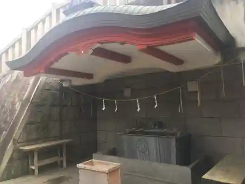 稲毛浅間神社の手水舎