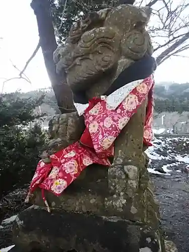 高司神社〜むすびの神の鎮まる社〜の狛犬