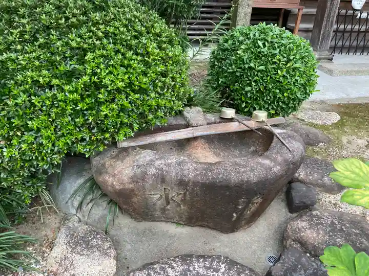 大聖院の手水舎