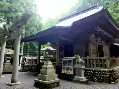 山住神社の本殿