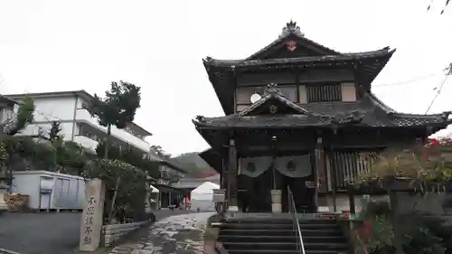 不思議不動院の本殿・本堂