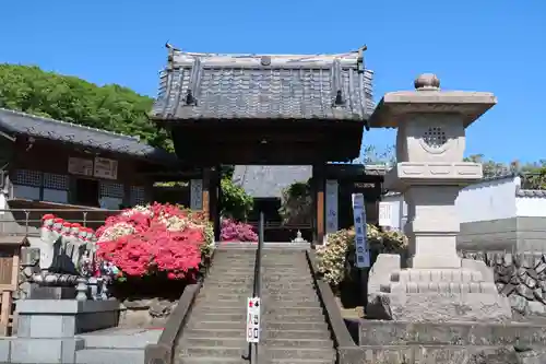 長泉寺の山門・神門