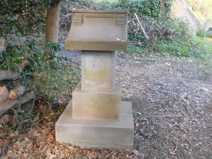 御霊神社(葉山・長柄)の末社・摂社