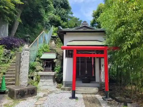 叶神社 (西叶神社)の末社・摂社