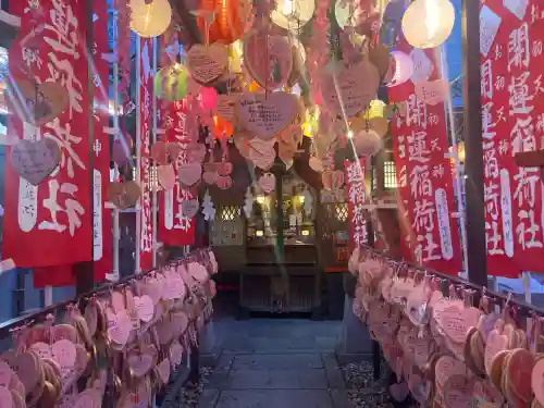 露天神社（お初天神）の{uncategorized: "未分類", other: "その他", undefined: "問題あり", building: "その他建物", grave: "お墓", sacred_gate: "鳥居", guardian: "狛犬", statue: "像", buddha: "仏像", history: "歴史", nature: "自然", garden: "庭園", animal: "動物", pagoda: "塔", temizu: "手水舎", mountain_gate: "山門・神門", sanctuary: "本殿・本堂", subordinate: "末社・摂社", art: "芸術", scenery: "景色", jizo: "地蔵", ema: "絵馬", goshuin: "御朱印", omikuji: "おみくじ", items: "授与品その他", amulet: "お守り", goshuincho: "御朱印帳", eats: "食事", festival: "お祭り", votive_dance: "神楽", shichigosan: "七五三参", wedding: "結婚式", experience: "体験その他", initially: "初詣", around: "周辺", anti_infection: "感染症対策"}