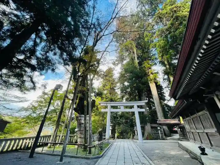 白山比咩神社(石川県)
