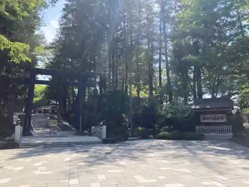 諏訪大社下社秋宮(長野県)