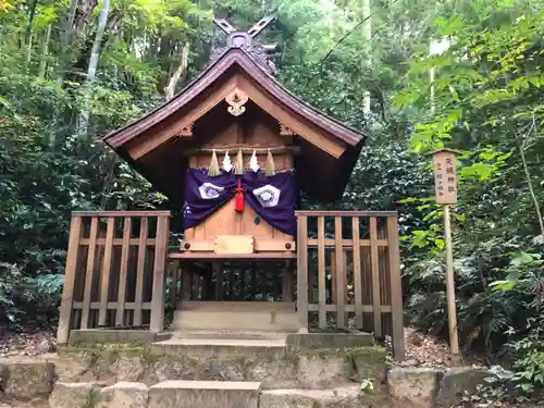 八重垣神社の末社