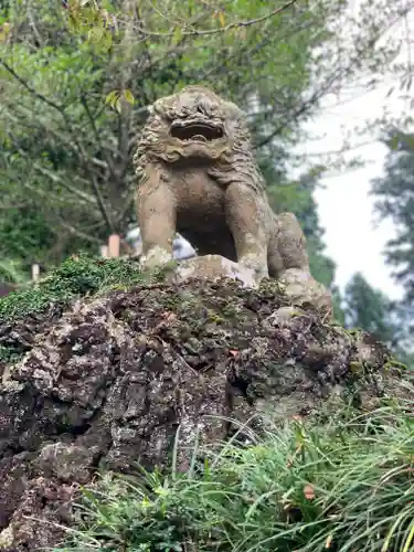 村山浅間神社の狛犬