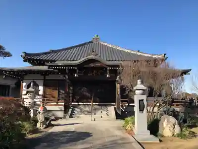 常楽寺の本殿・本堂