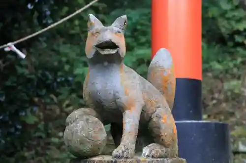 源泉神社の狛犬