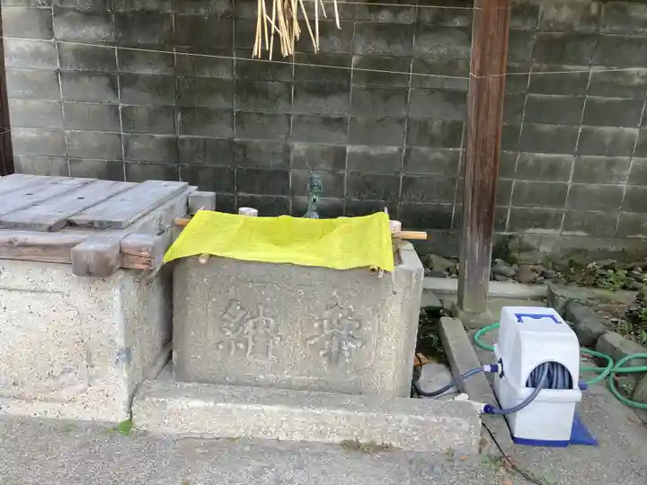和田神社の手水舎