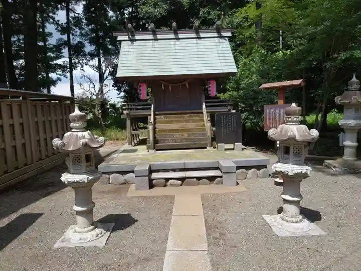 宇都母知神社の末社・摂社