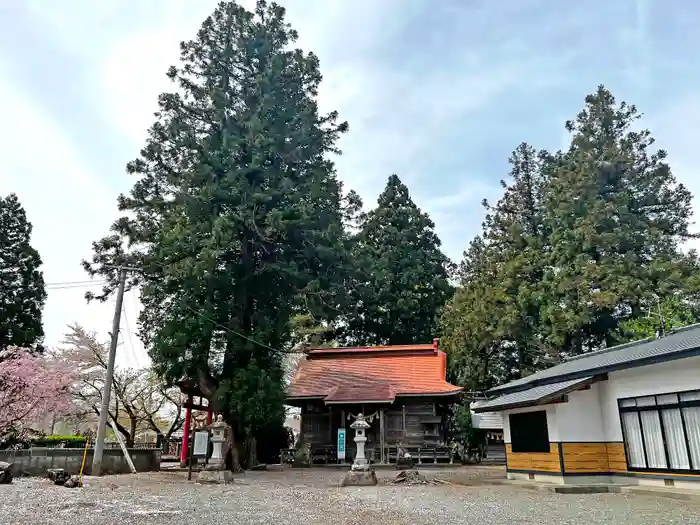 於呂閇志胆澤川神社の建物その他