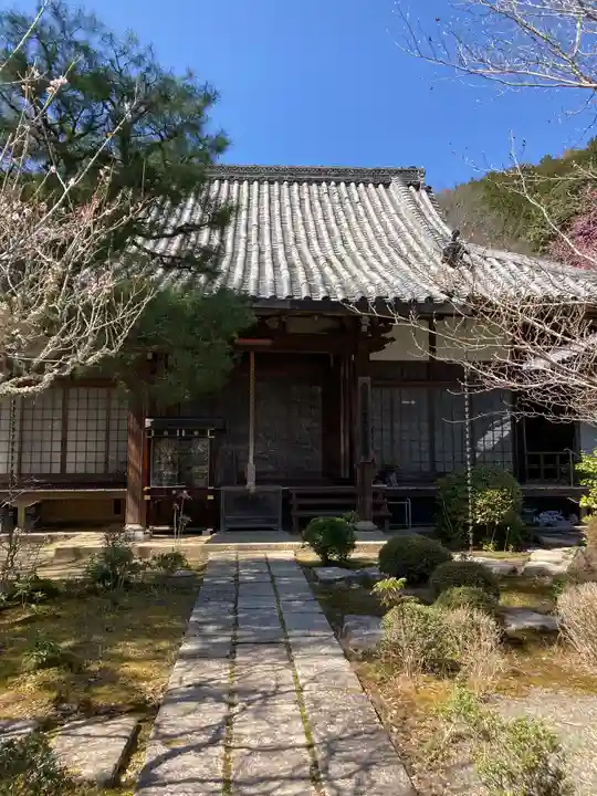 神藏寺の本殿・本堂