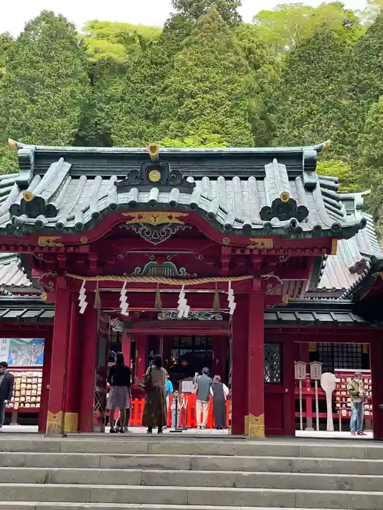 箱根神社の山門・神門
