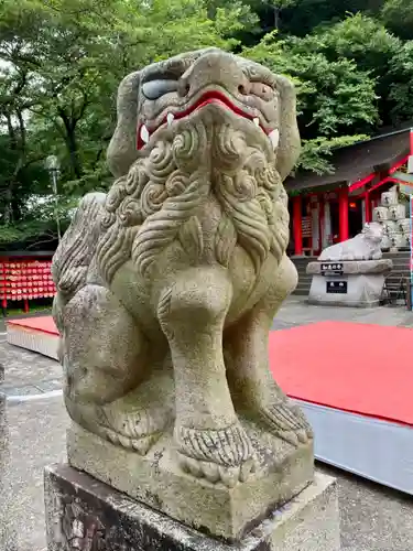 徳島眉山天神社の狛犬