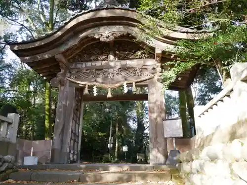 尾山神社の山門・神門