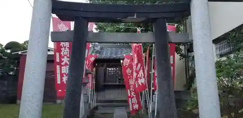 稲荷神社の鳥居
