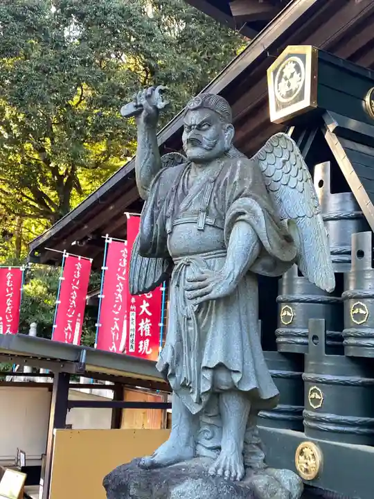 高尾山薬王院の像