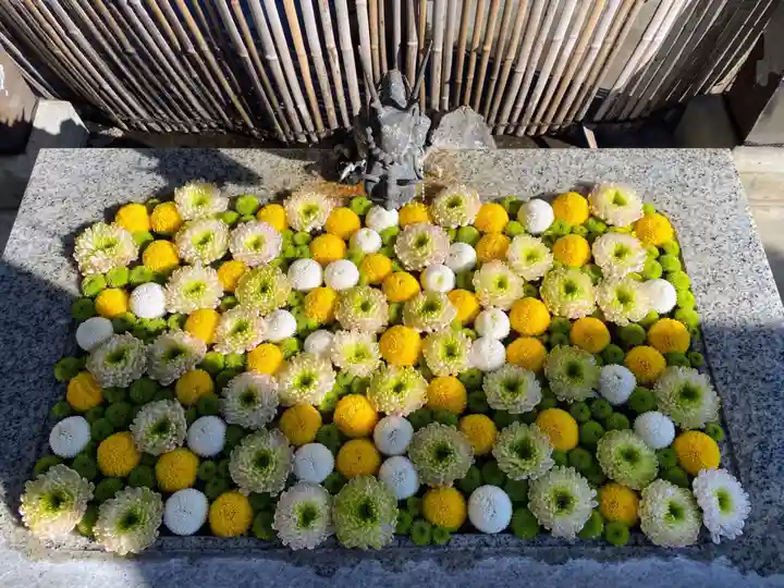 長良神社の手水舎