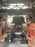 被官稲荷神社の本殿・本堂