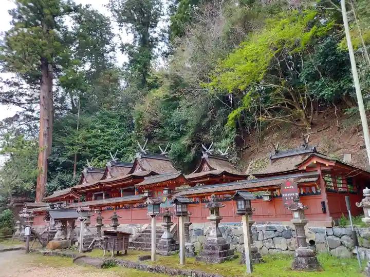 宇太水分神社(中社)の{uncategorized: "未分類", other: "その他", undefined: "問題あり", building: "その他建物", grave: "お墓", sacred_gate: "鳥居", guardian: "狛犬", statue: "像", buddha: "仏像", history: "歴史", nature: "自然", garden: "庭園", animal: "動物", pagoda: "塔", temizu: "手水舎", mountain_gate: "山門・神門", sanctuary: "本殿・本堂", subordinate: "末社・摂社", art: "芸術", scenery: "景色", jizo: "地蔵", ema: "絵馬", goshuin: "御朱印", omikuji: "おみくじ", items: "授与品その他", amulet: "お守り", goshuincho: "御朱印帳", eats: "食事", festival: "お祭り", votive_dance: "神楽", shichigosan: "七五三参", wedding: "結婚式", experience: "体験その他", initially: "初詣", around: "周辺", anti_infection: "感染症対策"}