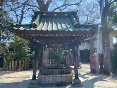越ヶ谷久伊豆神社の{uncategorized: "未分類", other: "その他", undefined: "問題あり", building: "その他建物", grave: "お墓", sacred_gate: "鳥居", guardian: "狛犬", statue: "像", buddha: "仏像", history: "歴史", nature: "自然", garden: "庭園", animal: "動物", pagoda: "塔", temizu: "手水舎", mountain_gate: "山門・神門", sanctuary: "本殿・本堂", subordinate: "末社・摂社", art: "芸術", scenery: "景色", jizo: "地蔵", ema: "絵馬", goshuin: "御朱印", omikuji: "おみくじ", items: "授与品その他", amulet: "お守り", goshuincho: "御朱印帳", eats: "食事", festival: "お祭り", votive_dance: "神楽", shichigosan: "七五三参", wedding: "結婚式", experience: "体験その他", initially: "初詣", around: "周辺", anti_infection: "感染症対策"}