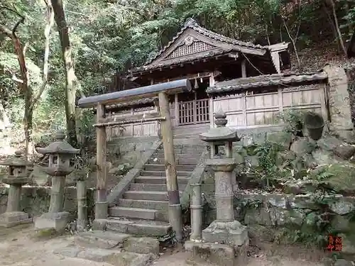 船山神社の本殿