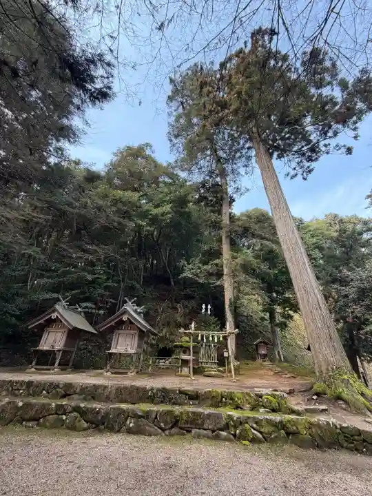 神魂神社の{uncategorized: "未分類", other: "その他", undefined: "問題あり", building: "その他建物", grave: "お墓", sacred_gate: "鳥居", guardian: "狛犬", statue: "像", buddha: "仏像", history: "歴史", nature: "自然", garden: "庭園", animal: "動物", pagoda: "塔", temizu: "手水舎", mountain_gate: "山門・神門", sanctuary: "本殿・本堂", subordinate: "末社・摂社", art: "芸術", scenery: "景色", jizo: "地蔵", ema: "絵馬", goshuin: "御朱印", omikuji: "おみくじ", items: "授与品その他", amulet: "お守り", goshuincho: "御朱印帳", eats: "食事", festival: "お祭り", votive_dance: "神楽", shichigosan: "七五三参", wedding: "結婚式", experience: "体験その他", initially: "初詣", around: "周辺", anti_infection: "感染症対策"}
