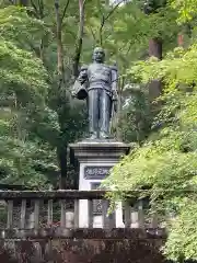 秩父御嶽神社の像