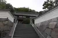 泰山寺の山門・神門