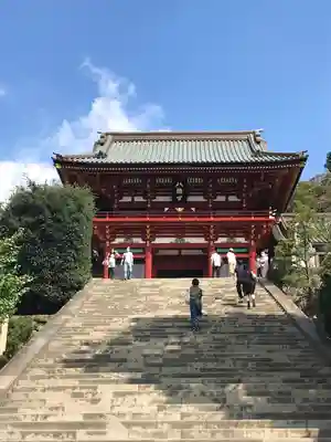 鶴岡八幡宮の山門・神門
