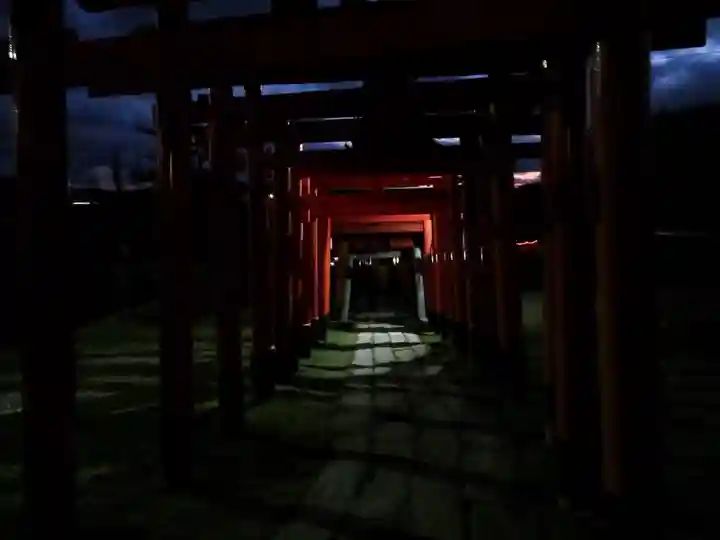 高屋敷稲荷神社の鳥居