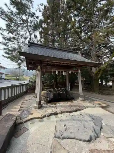 八重垣神社の{uncategorized: "未分類", other: "その他", undefined: "問題あり", building: "その他建物", grave: "お墓", sacred_gate: "鳥居", guardian: "狛犬", statue: "像", buddha: "仏像", history: "歴史", nature: "自然", garden: "庭園", animal: "動物", pagoda: "塔", temizu: "手水舎", mountain_gate: "山門・神門", sanctuary: "本殿・本堂", subordinate: "末社・摂社", art: "芸術", scenery: "景色", jizo: "地蔵", ema: "絵馬", goshuin: "御朱印", omikuji: "おみくじ", items: "授与品その他", amulet: "お守り", goshuincho: "御朱印帳", eats: "食事", festival: "お祭り", votive_dance: "神楽", shichigosan: "七五三参", wedding: "結婚式", experience: "体験その他", initially: "初詣", around: "周辺", anti_infection: "感染症対策"}