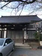 竜昌寺の本殿